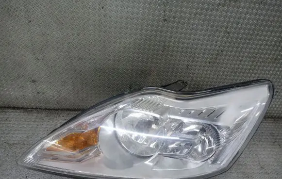 Ford Focus Headlight/headlamp 2020001103