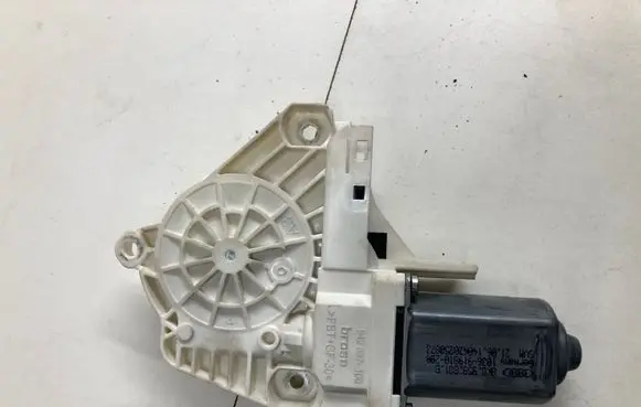 Seat Alhambra (Mk2) Rear door window regulator motor 8K0959801B