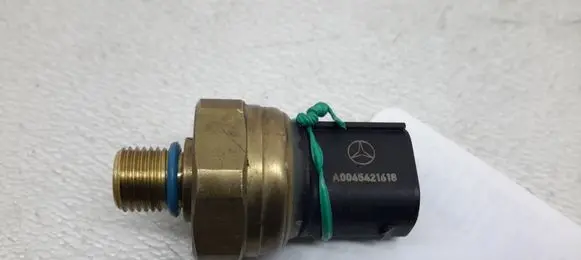Mercedes-Benz B W246 W242 Sensor A0045421618