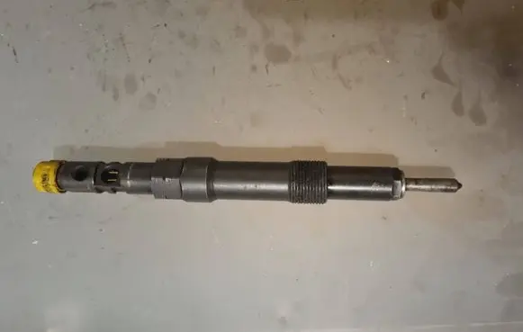 Ford Mondeo Mk III Fuel injectors set 2C1Q-9K546-BA