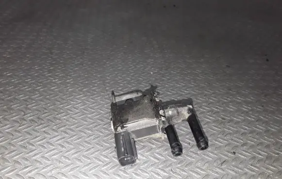 Suzuki Alto Vacuum valve K5T46783