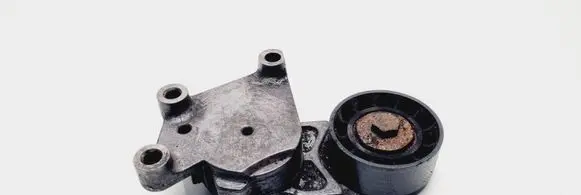 Mazda 3 I Generator/alternator belt tensioner