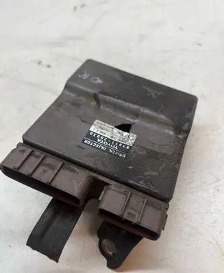 Toyota Corolla Verso E121 Fuel injection control unit/module 8987120030