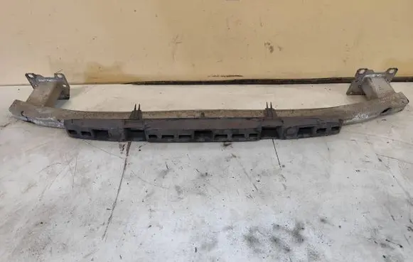 Renault Megane III Rear bumper cross member 756100018R AL6000