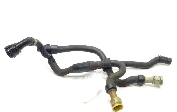 Engine coolant pipe/hose