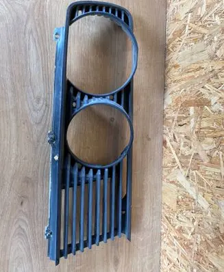 BMW 5 E28 Under headlight/headlamp trim 