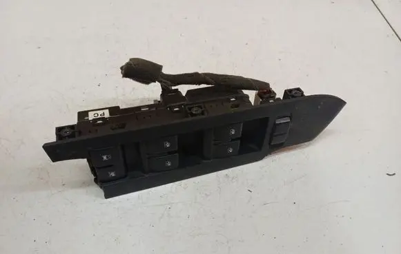 Chevrolet Captiva Electric window control switch 201003481