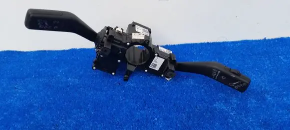 Audi A4 S4 B8 8K Tailgate/trunk/boot open switch 