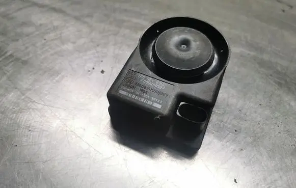 Audi A4 S4 B8 8K Alarm system siren 1K0951605C
