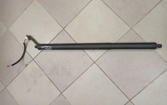Chrysler Pacifica Tailgate/trunk/boot lift motor 68230340AD 969887
