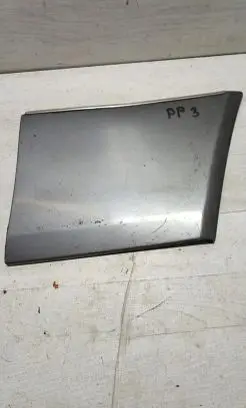 Mercedes-Benz E W124 Front arch trim 12469014140