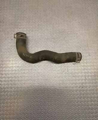 Mazda 323 Engine coolant pipe/hose