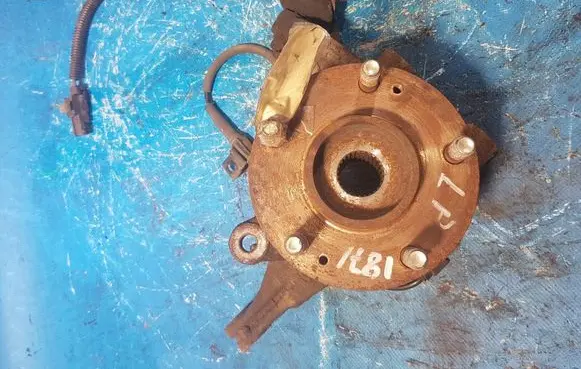 KIA Ceed Front wheel hub spindle knuckle