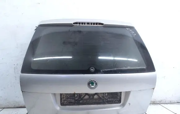 Skoda Octavia Mk2 (1Z) Tailgate/trunk/boot lid