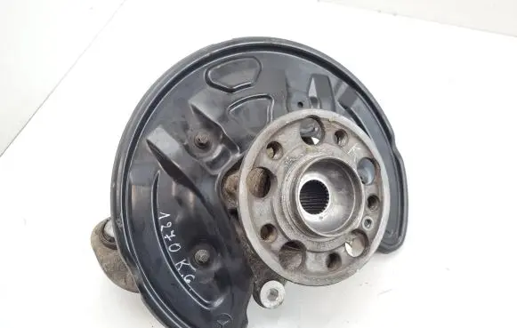Mercedes-Benz CLS C257 Rear wheel hub A2055467380