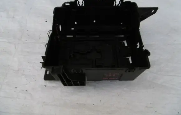 Battery box tray