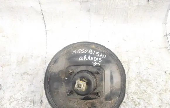 Mitsubishi Grandis Brake booster