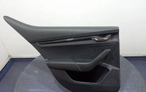 Skoda Octavia 985 Door card panel trim set