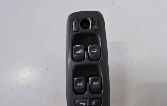 Volvo V70 Electric window control switch 09193383