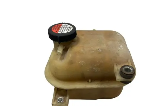 Suzuki SX4 Coolant expansion tank/reservoir