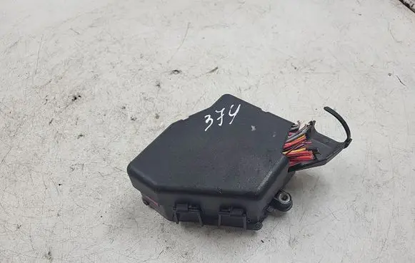 Audi A4 S4 B5 8D Fuse module 