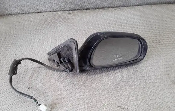 Mazda 626 Front door electric wing mirror E13010519