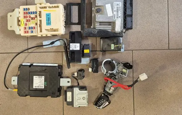Hyundai ix35 Engine ECU kit and lock set 391992F531