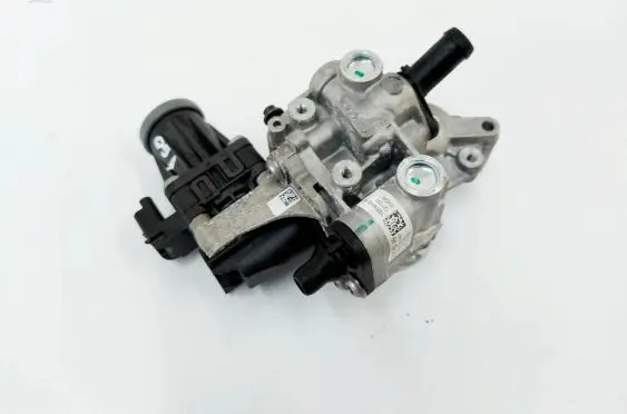 Volvo XC40 EGR valve 32242452