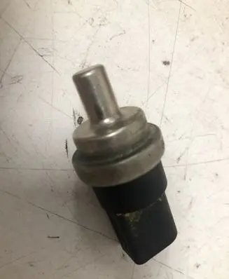 Coolant temperature sensor