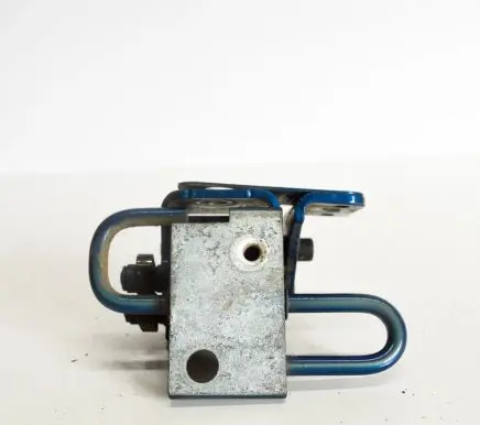 Audi A3 S3 8P Rear door lower hinge 8P4833411A