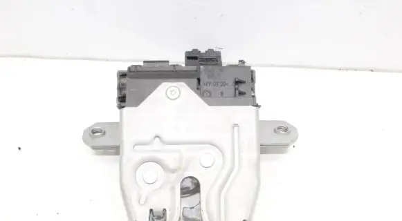 Volvo S60 Tailgate/trunk/boot lock/catch/latch 31440240