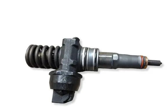 Skoda Roomster (5J) Fuel injector 038130073BN