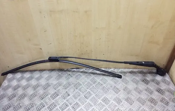 Citroen C4 Grand Picasso Front wiper blade arm 9676370980
