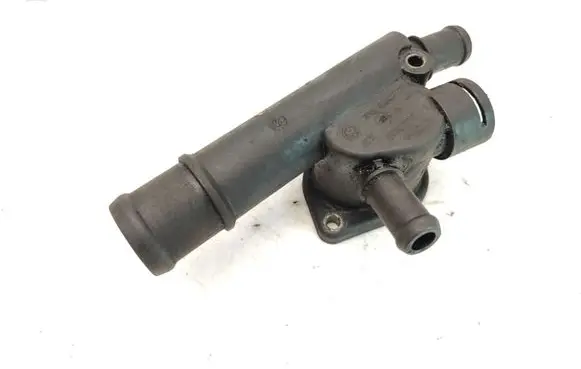 Volkswagen Caddy Engine coolant pipe/hose 038121132D