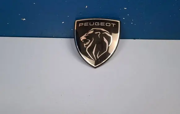 Peugeot 2008 II Manufacturer badge logo/emblem 9852661280
