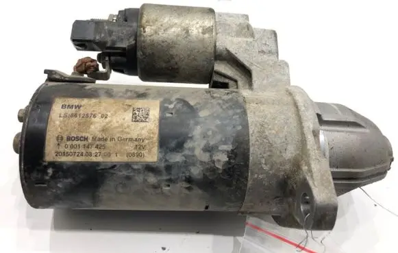 BMW 3 F30 F35 F31 Starter motor 8612576