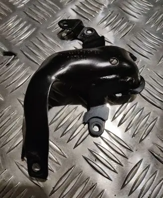 Mercedes-Benz E A207 Engine mounting bracket A6510780784 17T331