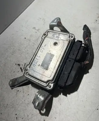 Toyota Yaris Engine control unit/module 8966052D40 4077090241