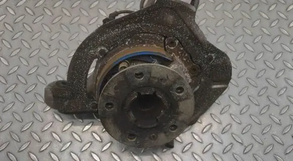 Porsche Panamera (970) Rear wheel hub 970331611