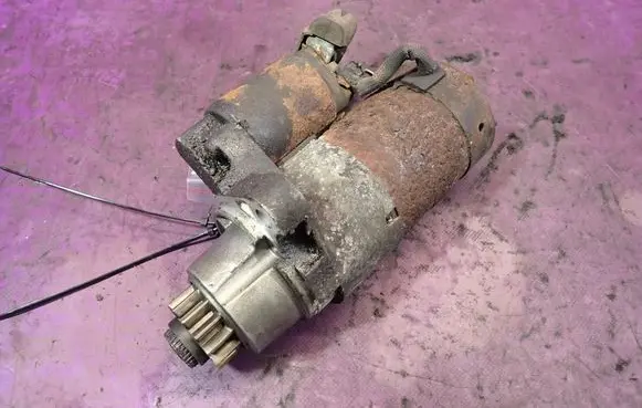 Nissan Murano Z50 Starter motor 