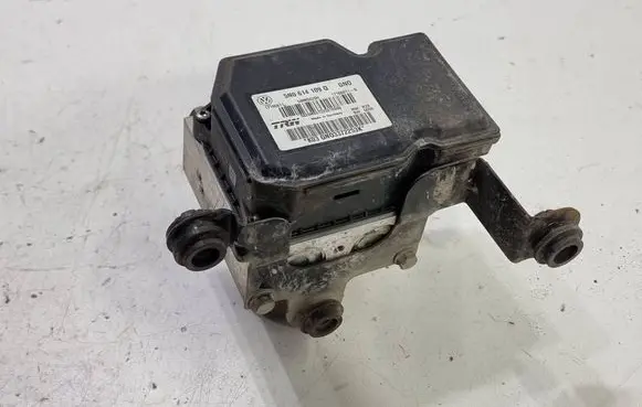 Volkswagen Tiguan ABS Pump 5N0614109Q 54085329H 17166011