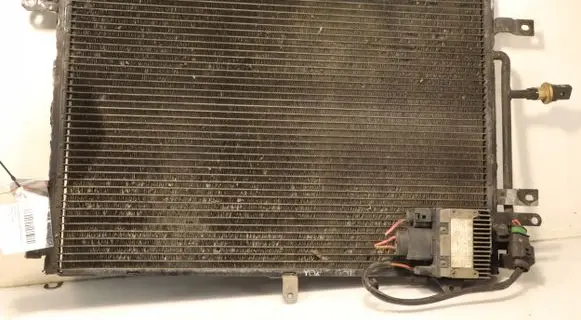 Audi A4 S4 B7 8E 8H A/C cooling radiator (condenser)