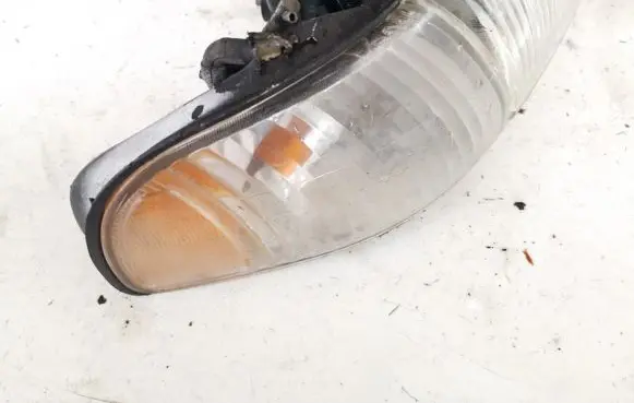 Front indicator light