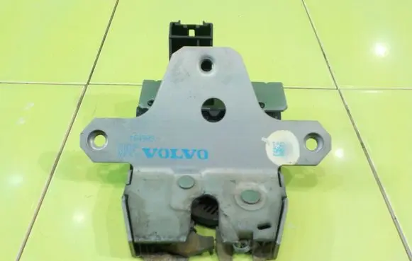 Volvo XC60 Tailgate exterior lock 31301300