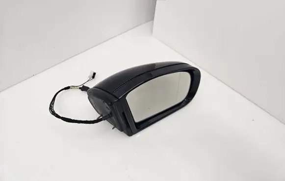 Mercedes-Benz E W211 Front door electric wing mirror 330080