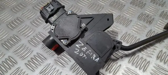 Opel Zafira A Accelerator throttle pedal 0281002299 90581216