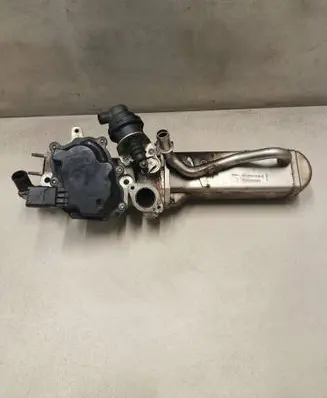 Ford Mondeo MK IV EGR valve cooler V29006706
