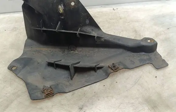 BMW 3 E90 E91 Front underbody cover/under tray 7159190
