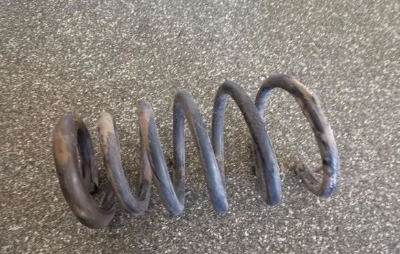 Volvo XC90 Rear coil spring