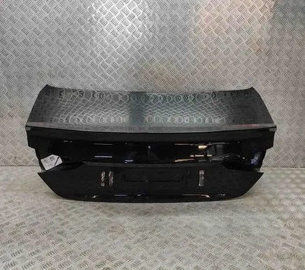 Audi A5 Tailgate/trunk/boot lid 8W6827025C